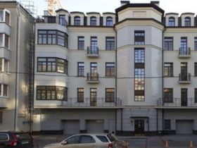 Обложка объекта "The Pleasant House (Добрынинский)"
